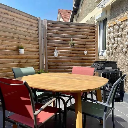 Dom wakacyjny Maison De Calme Lumineuse Proche Gare