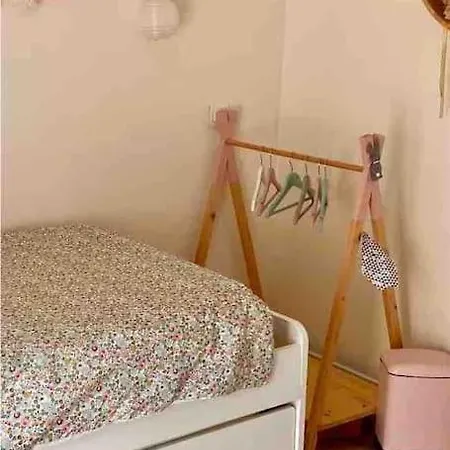 Maison De Calme Lumineuse Proche Gare Casa vacanze