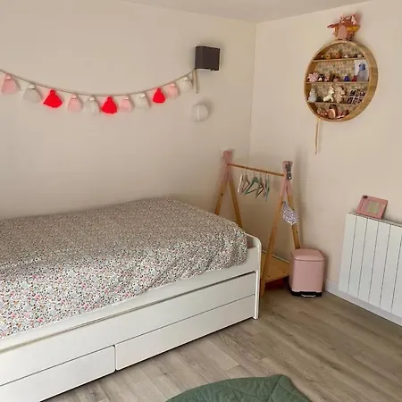 Maison De Calme Lumineuse Proche Gare Casa vacanze *