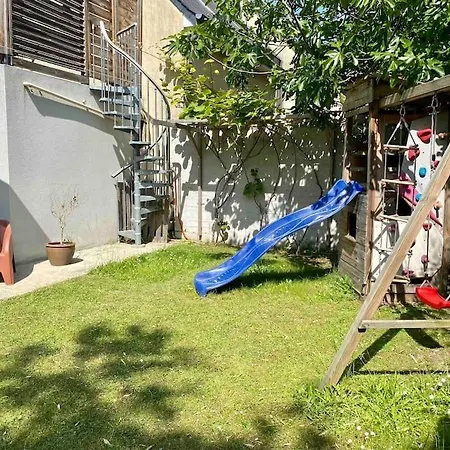 Maison De Calme Lumineuse Proche Gare Casa vacanze *