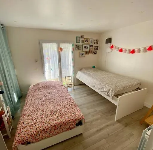 Maison De Calme Lumineuse Proche Gare Dom wakacyjny *