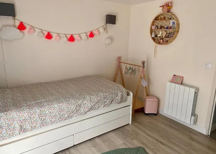 Maison De Calme Lumineuse Proche Gare Dom wakacyjny *